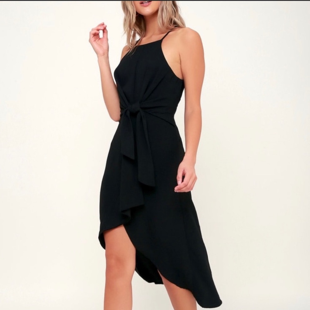Lulu’s Kiernan Black Tie-Front High-Low Midi Dress size small never worn